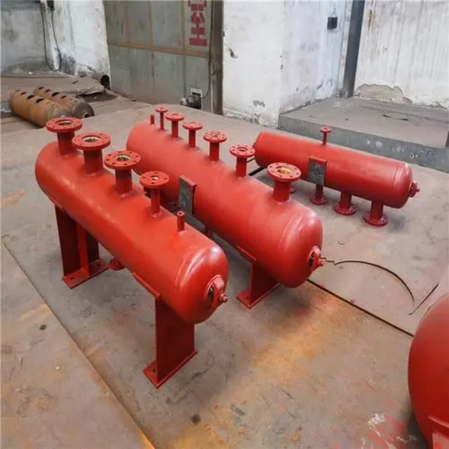 莱山分集水器安装高度